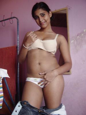 Kerala Babe Cute Nude_2.jpg Cute Kerala Babe in White Panties and Nude